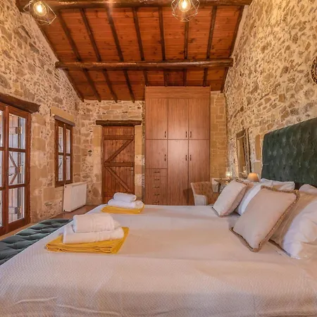 Villa Dimmare By Posarellivillas Kíssamos